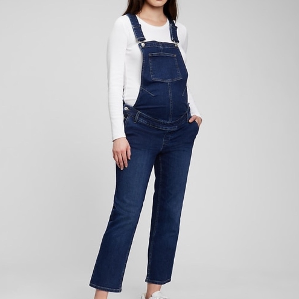 **NEVER WORN Maternity Denim Overalls LARGE